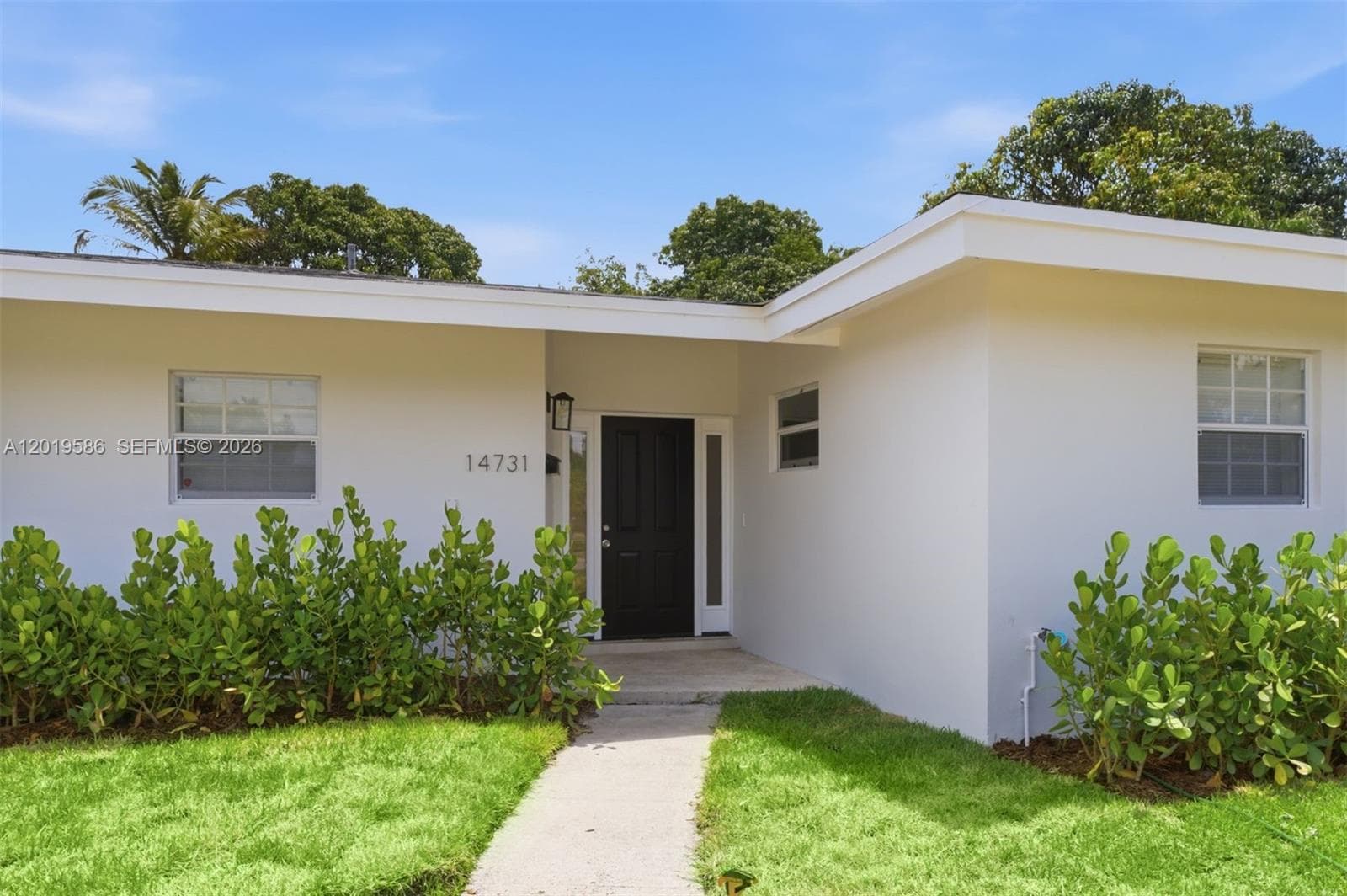 14731 NE 8th Ct, Miami, FL 33161 photo 4