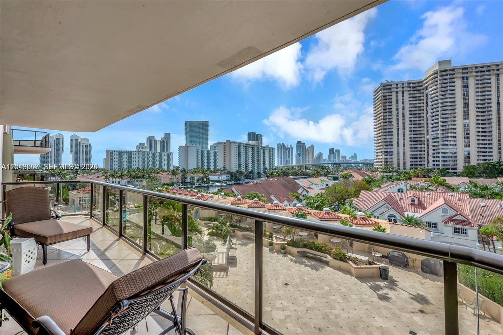 19667 Turnberry Way # 6C, Aventura, FL 33180 photo 4