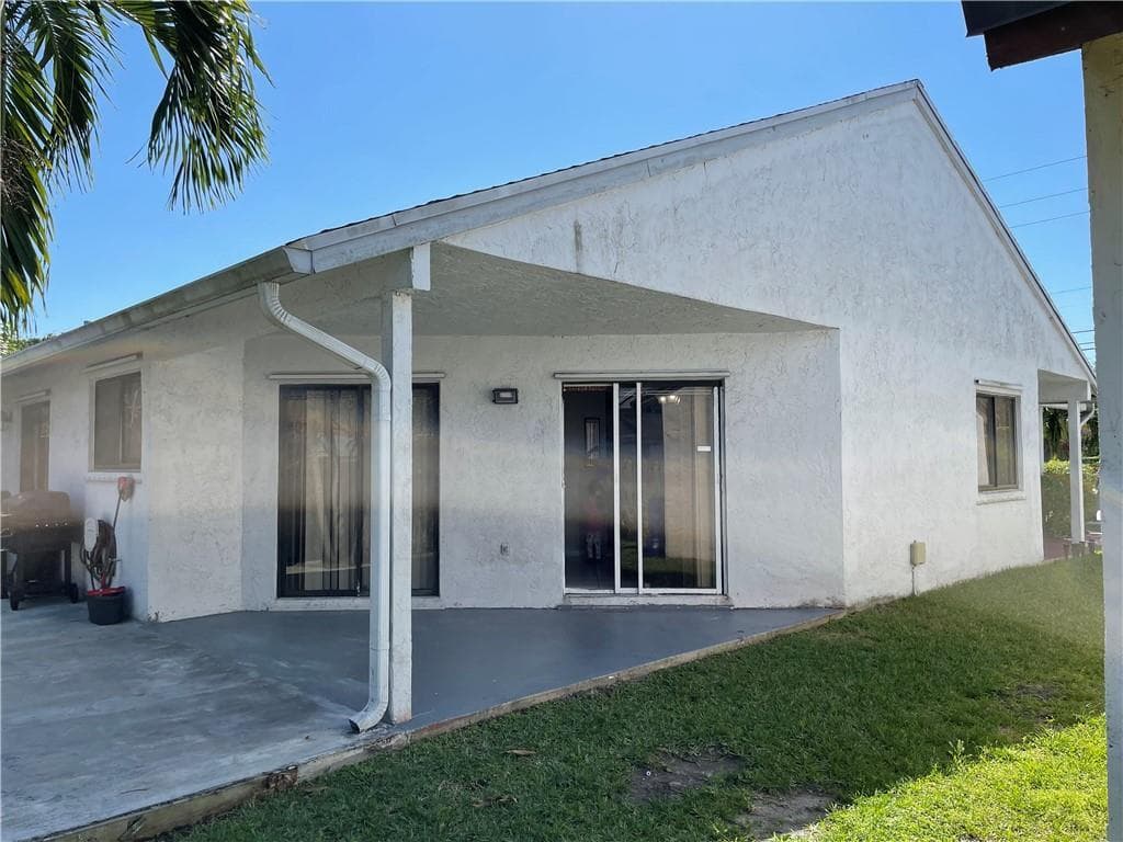 1231 SW 112th Avenue, Pembroke Pines, FL 33025 photo 3