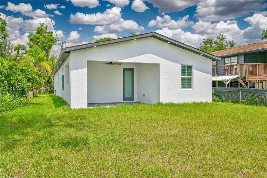 2223 Carver Ave, Other City - In The State Of Florida, FL 33916 photo 2