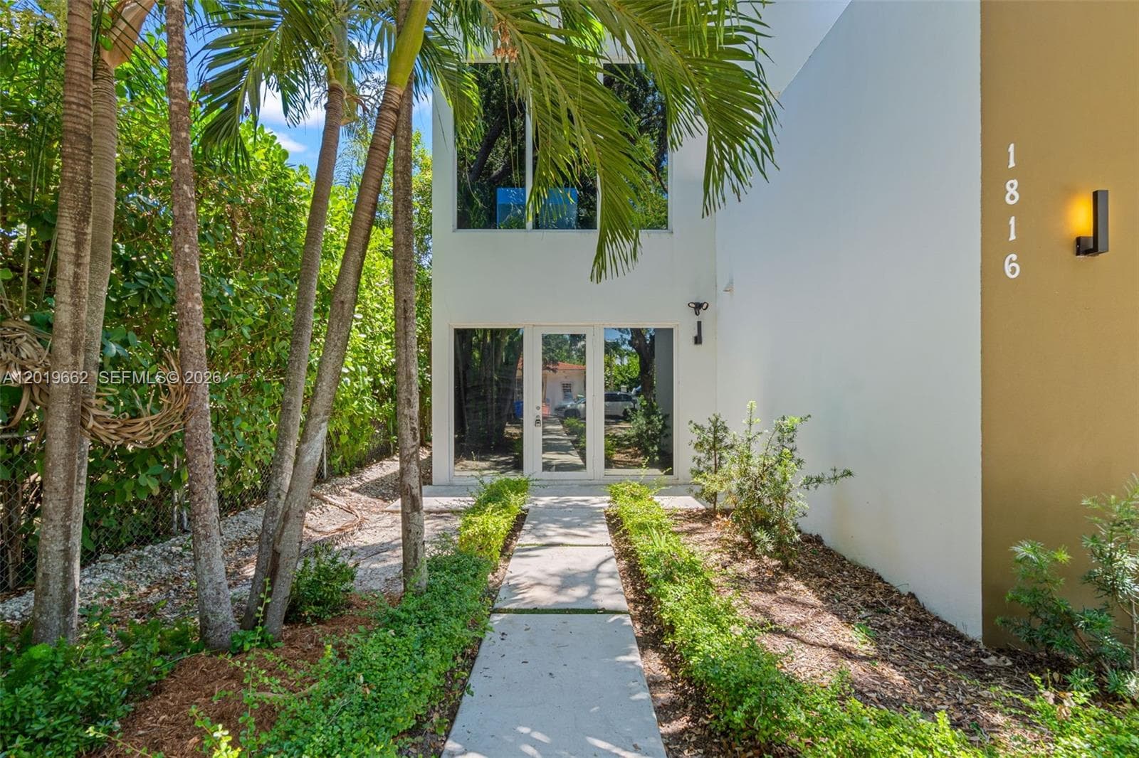 1816 SW 23rd St, Miami, FL 33145 photo 4