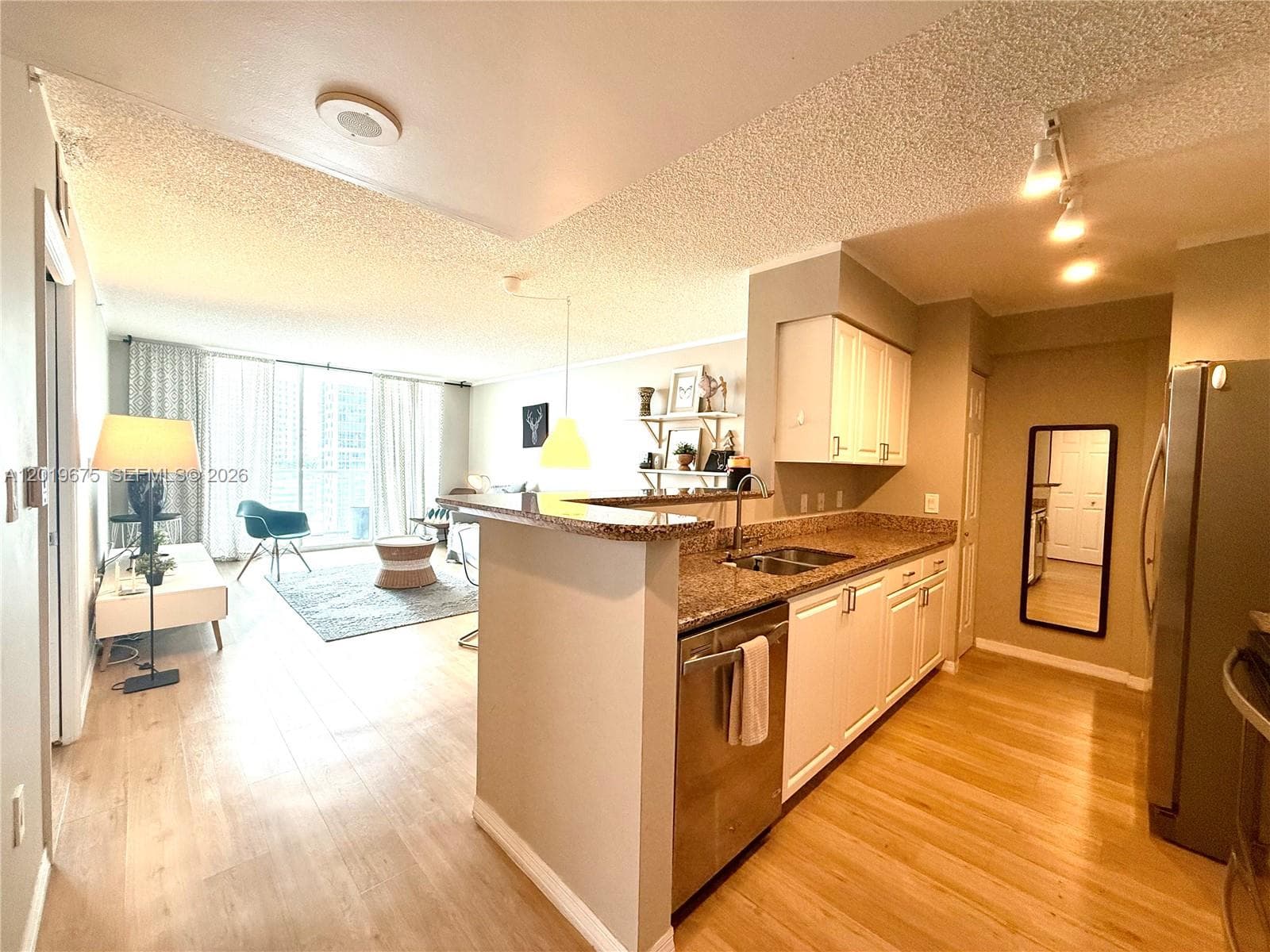 1155 Brickell Bay Dr # 1205, Miami, FL 33131 photo 3