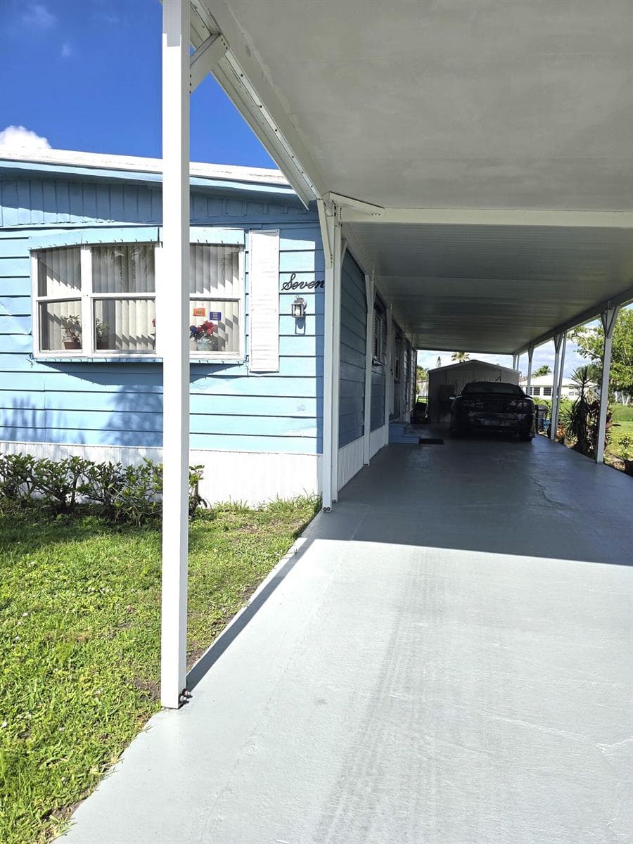 7 Madrid Lane, Port St. Lucie, FL 34952 photo 3