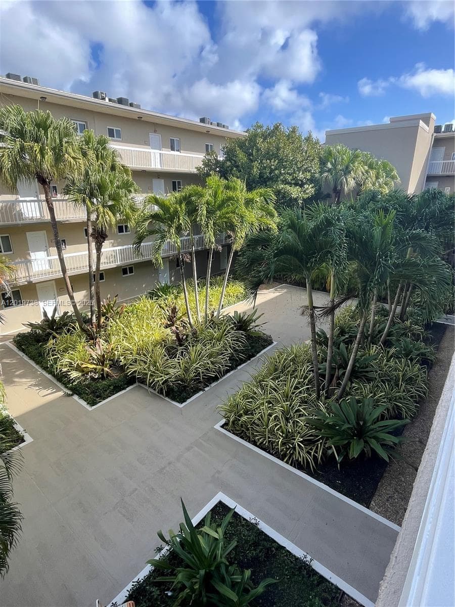 7815 N Camino Real # I-216, Miami, FL 33143 photo 2