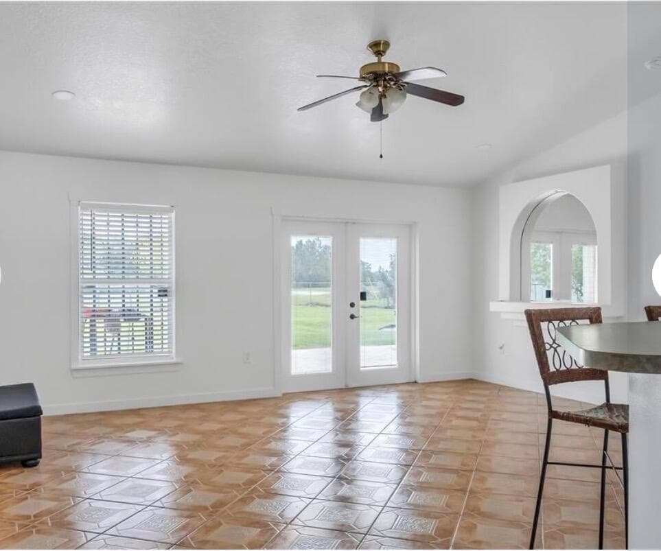 34 Bradford Court, Kissimmee, FL 34758 photo 2