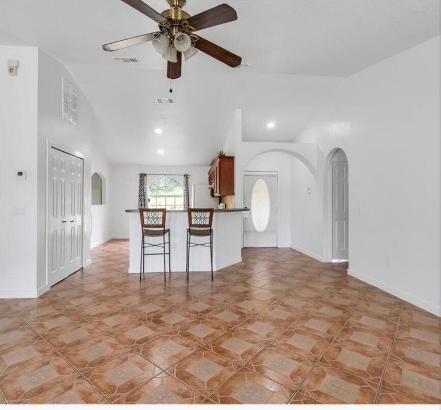 34 Bradford Court, Kissimmee, FL 34758 photo 3