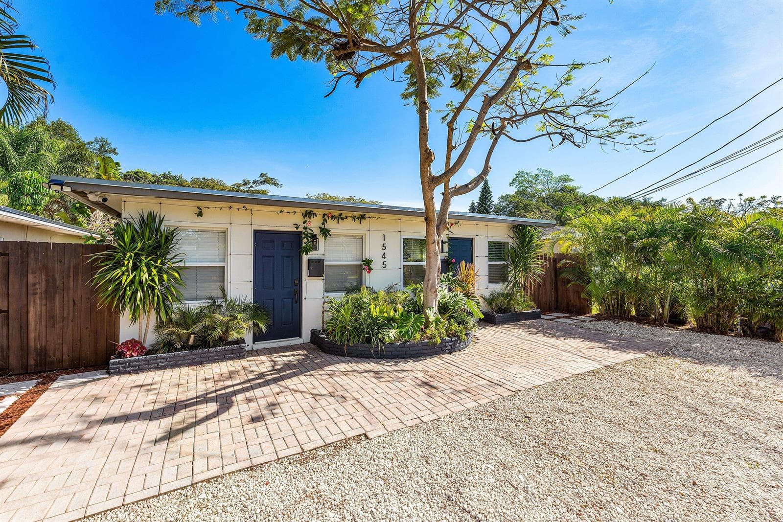 1545 NE 32nd Street, Oakland Park, FL 33334 photo 3