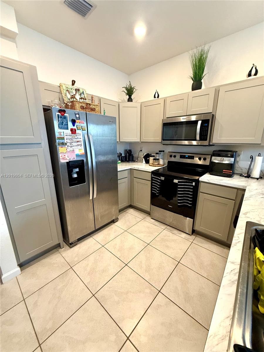 1088 NW 208th Ter # 1088, Miami Gardens, FL 33169 photo 3