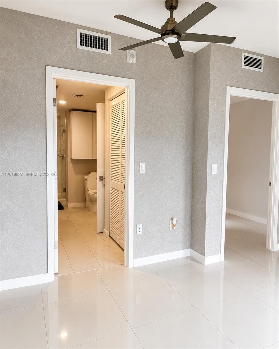 7875 NW 107th Ave # 412, Doral, FL 33178 photo 4