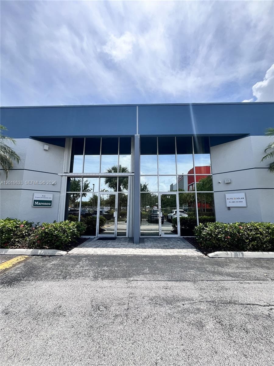16115 SW 117th Ave # A13, Miami, FL 33177 photo 2