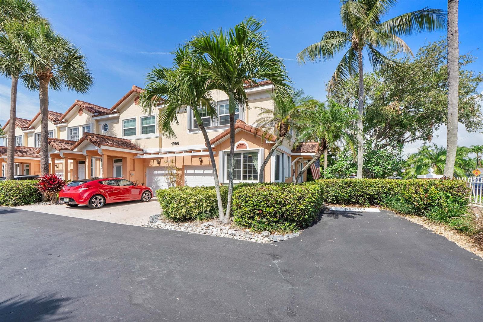 1950 Ne 7th St # 105, Deerfield Beach, FL 33441 photo 3