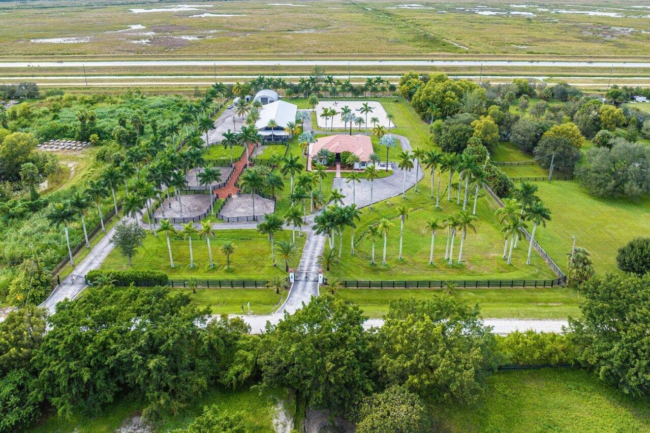 2587 Skipiks Way, Wellington, FL 33470 photo 5