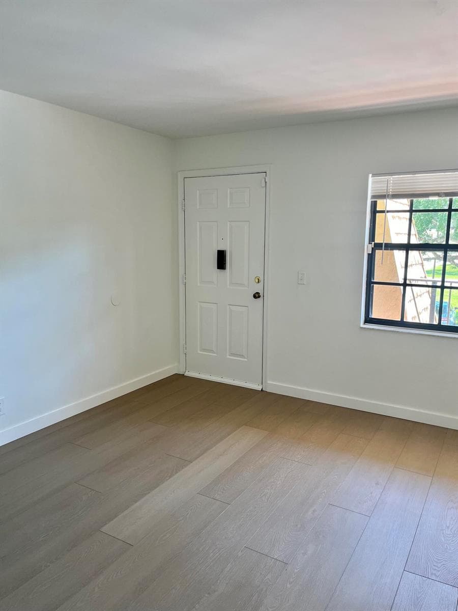 4243 Oak Terrace Drive # 4243, FL 33463 photo 2