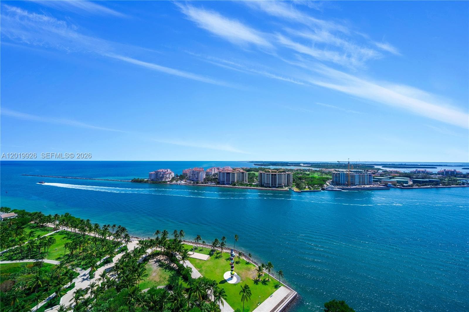 800 S Pointe Dr # Penthouse 2204, Miami Beach, FL 33139 photo 2