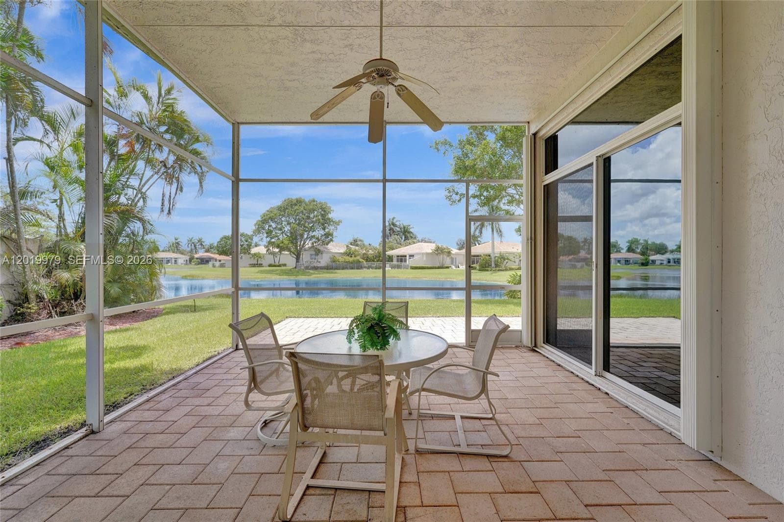 2525 Bay Pointe Ct, Weston, FL 33327 photo 3