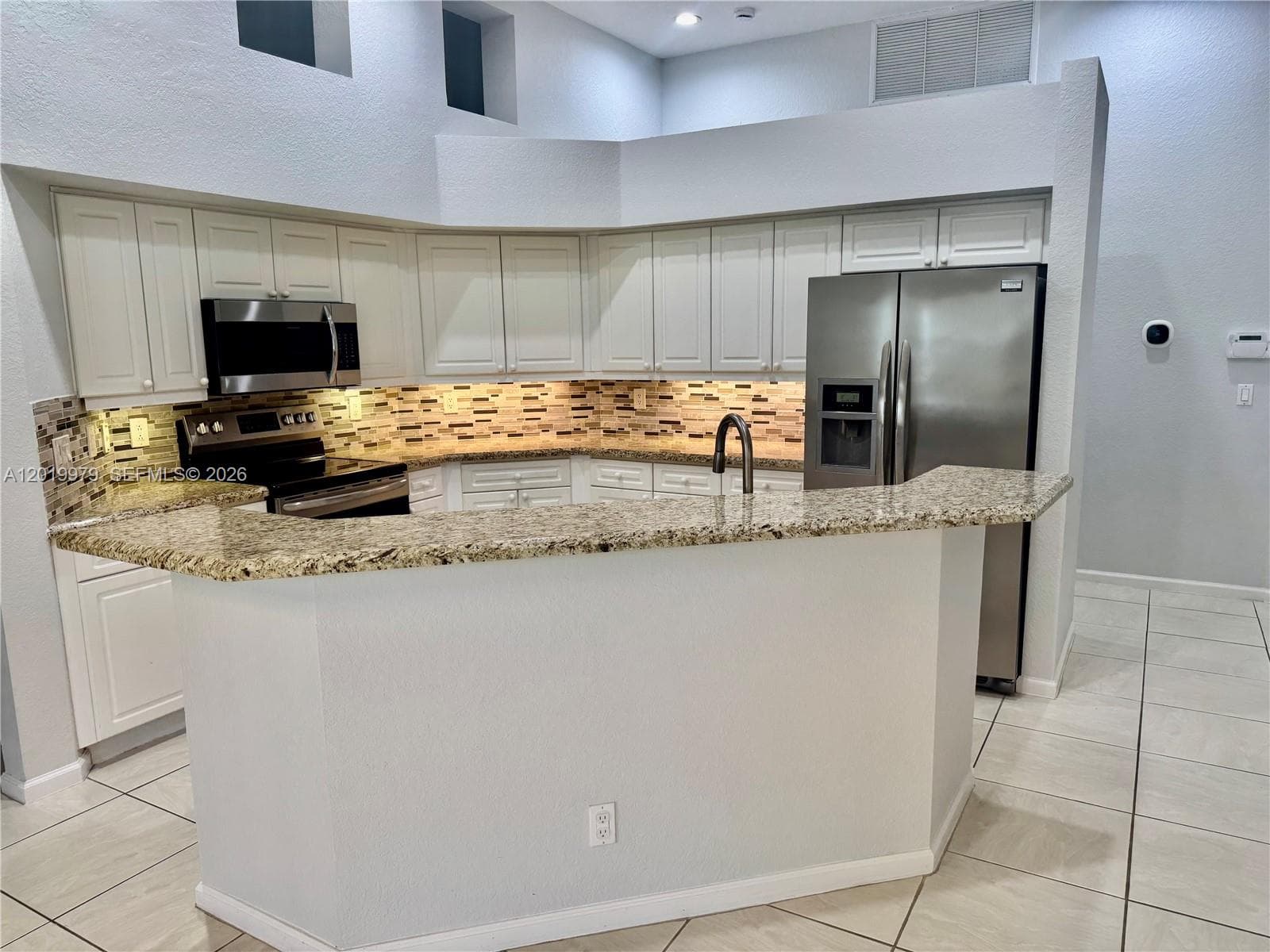 2525 Bay Pointe Ct, Weston, FL 33327 photo 5