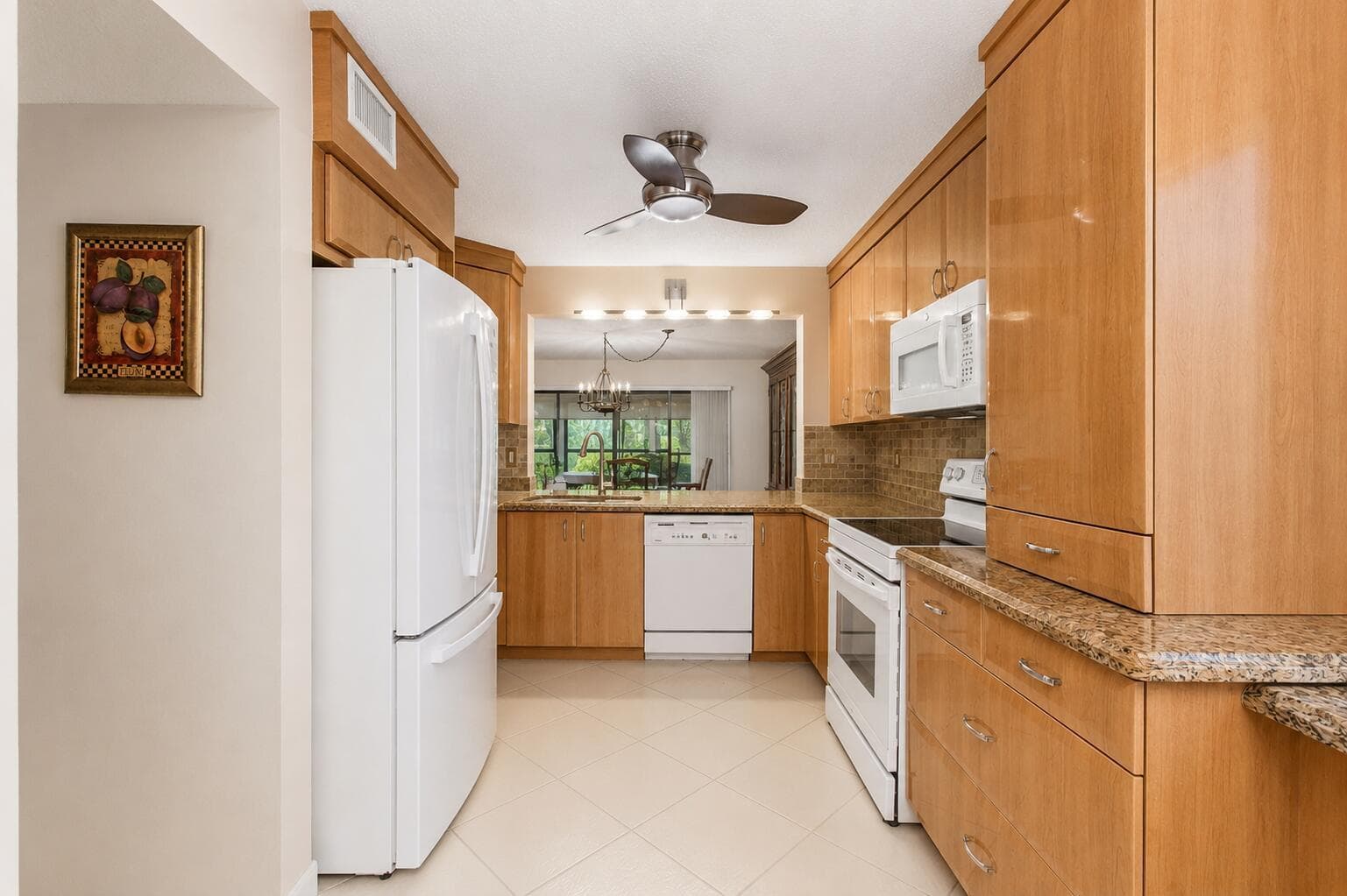 5561 Fairway Park Drive # 104, Boynton Beach, FL 33437 photo 3