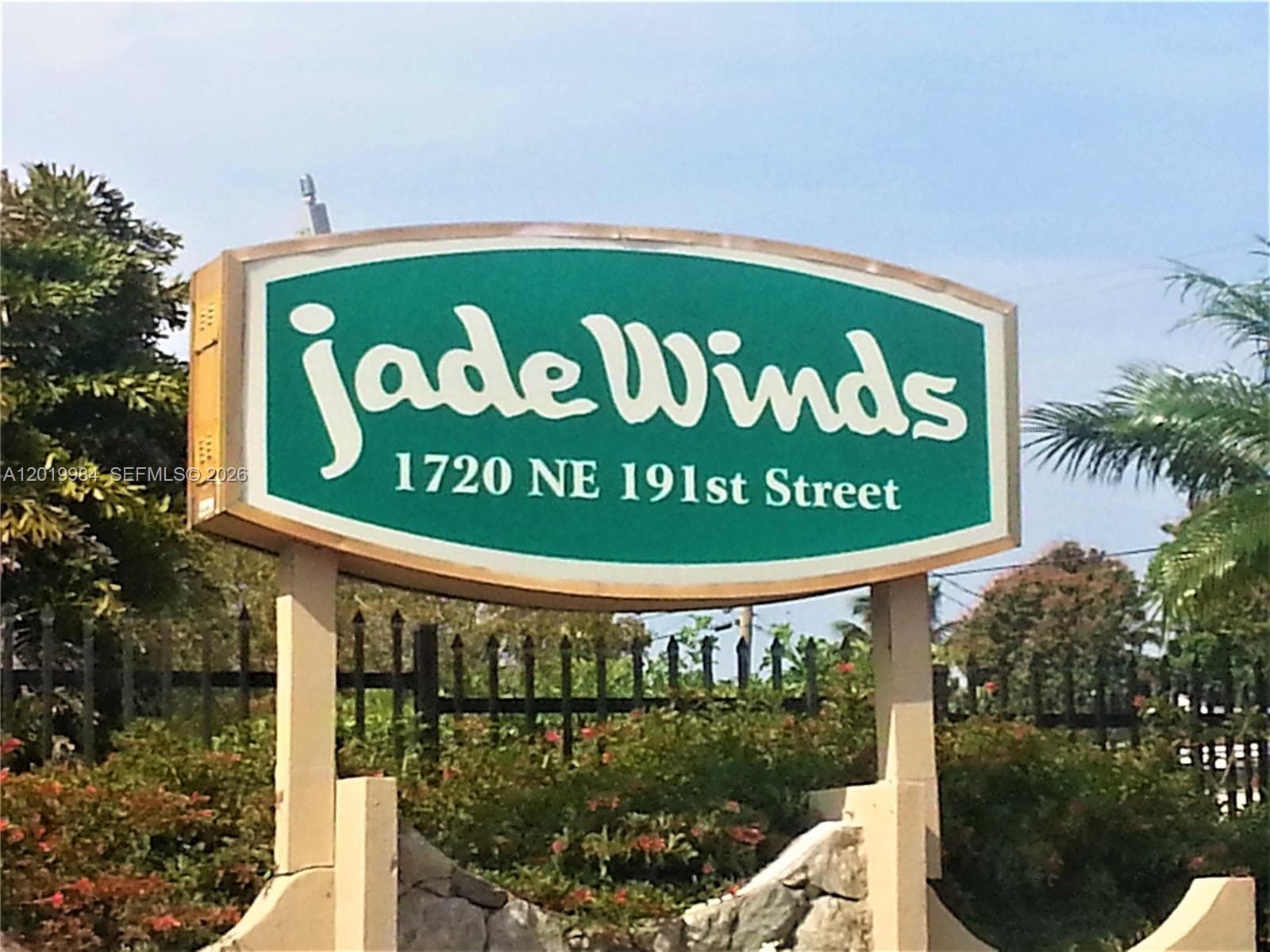 1770 NE 191st St # 813-1, Miami, FL 33179 photo 2