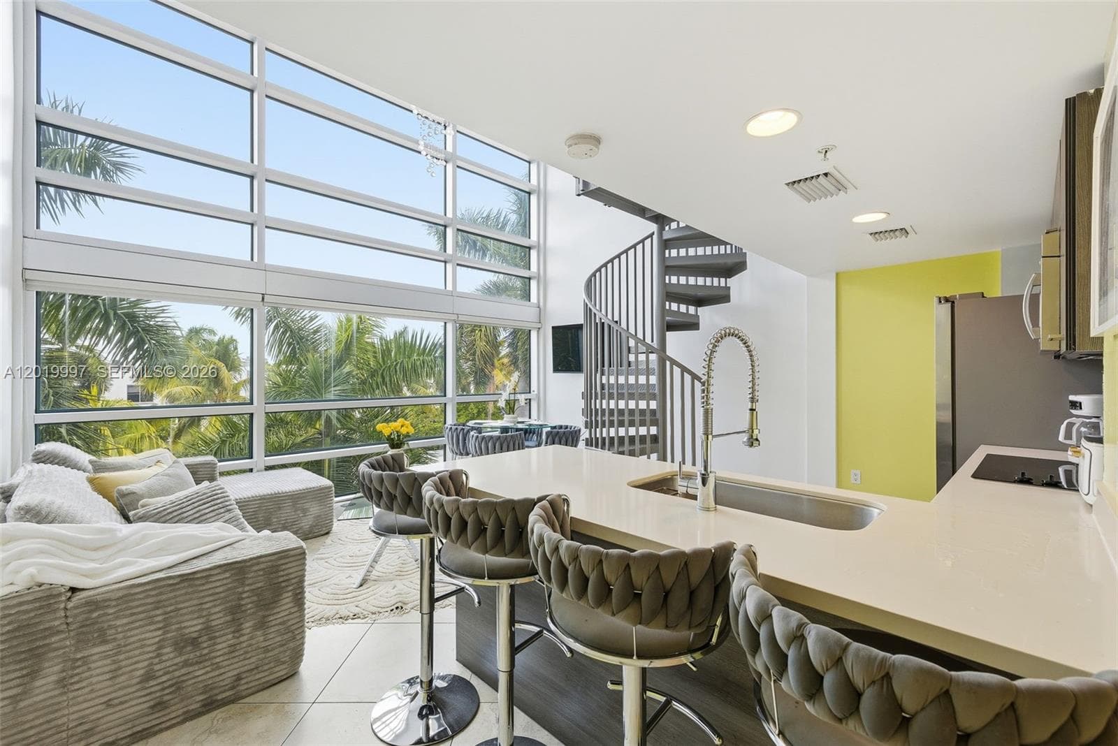 421 Meridian Ave # 16, Miami Beach, FL 33139 photo 2