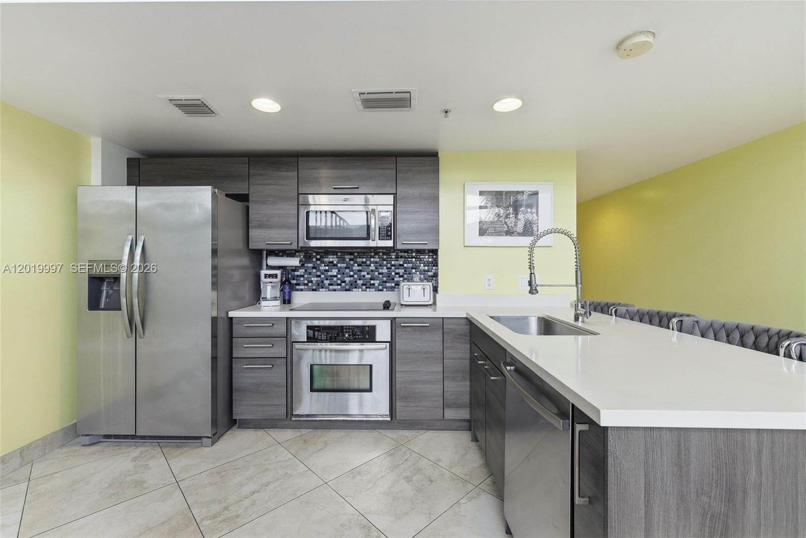 421 Meridian Ave # 16, Miami Beach, FL 33139 photo 4