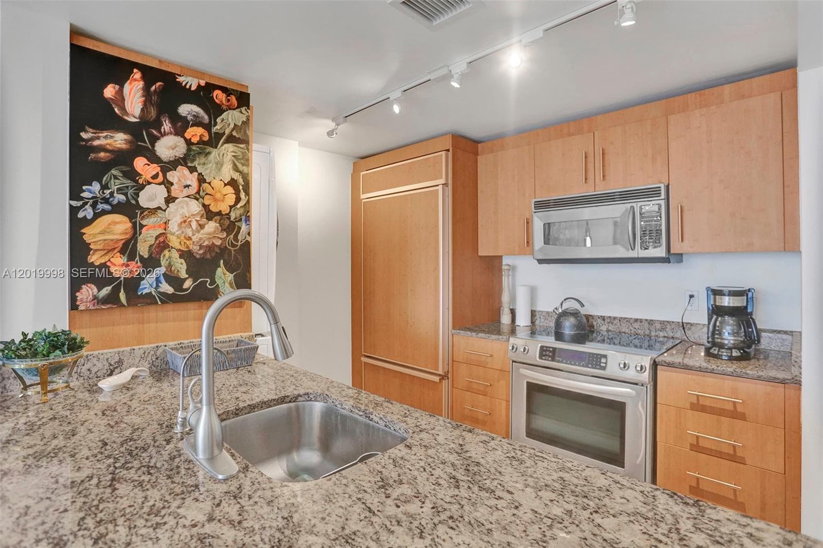 10275 Collins Ave # 829, Bal Harbour, FL 33154 photo 4