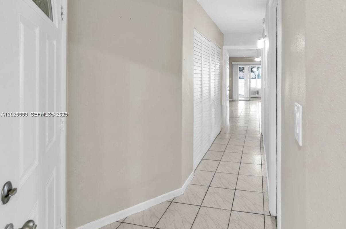18801 NE 2nd Ave # 1006, Miami, FL 33179 photo 4