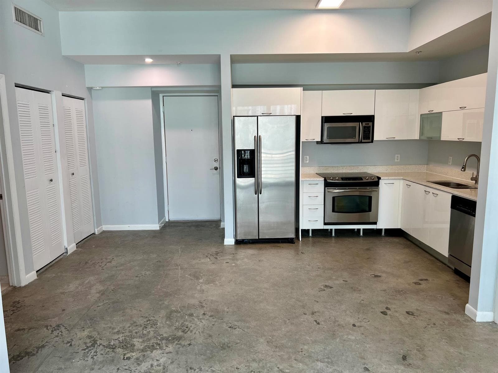 133 NE 2nd Avenue # 1006, Miami, FL 33132 photo 2