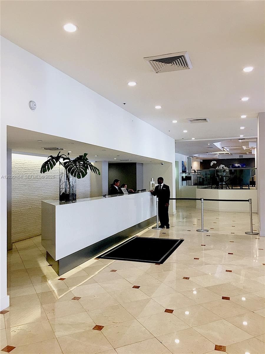 100 Lincoln Rd # 303, Miami Beach, FL 33139