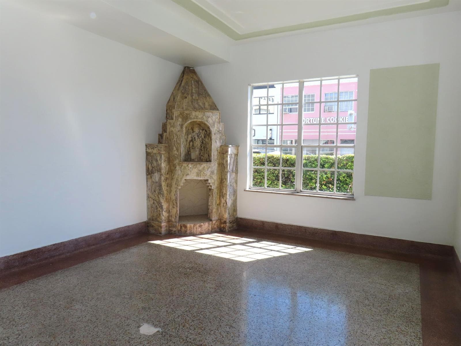 605 Euclid Avenue # 202, Miami Beach, FL 33139 photo 2