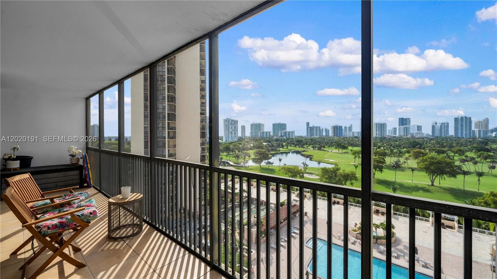 20301 W Country Club Dr # 1126, Aventura, FL 33180 photo 2