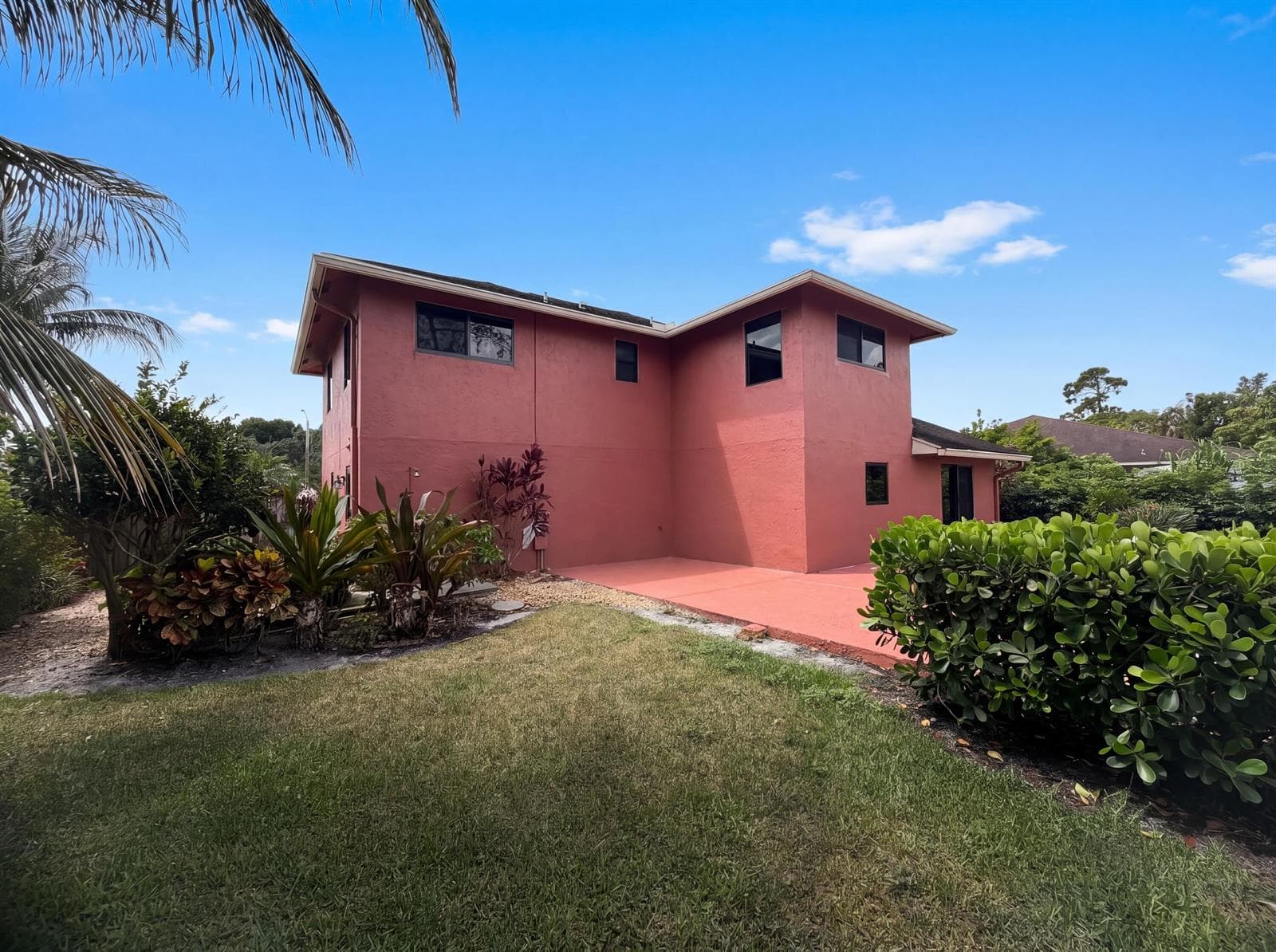118 Waterway, Royal Palm Beach, FL 33411 photo 5
