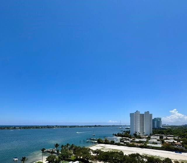 5600 N Flagler Drive # 1204, West Palm Beach, FL 33407 photo 2