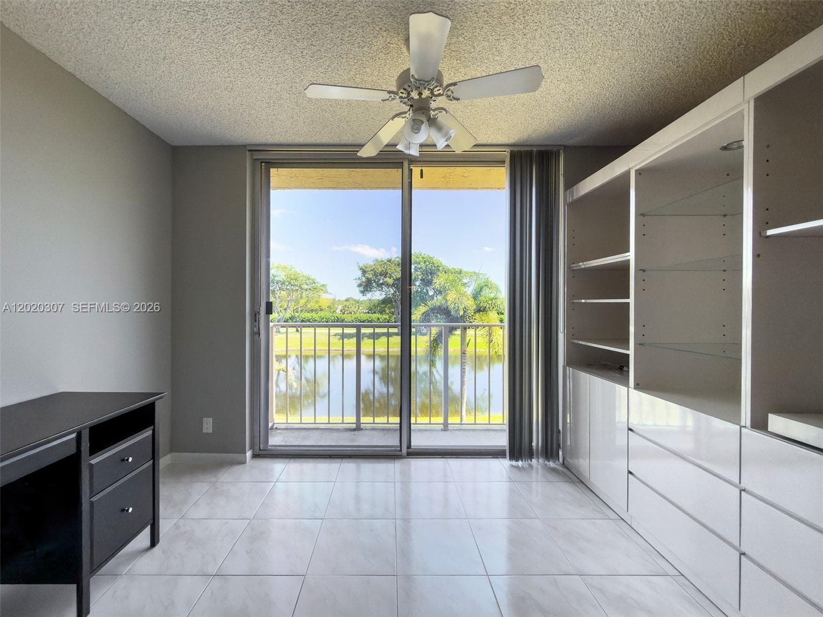 7145 Huntington Ln # 303, Delray Beach, FL 33446 photo 2