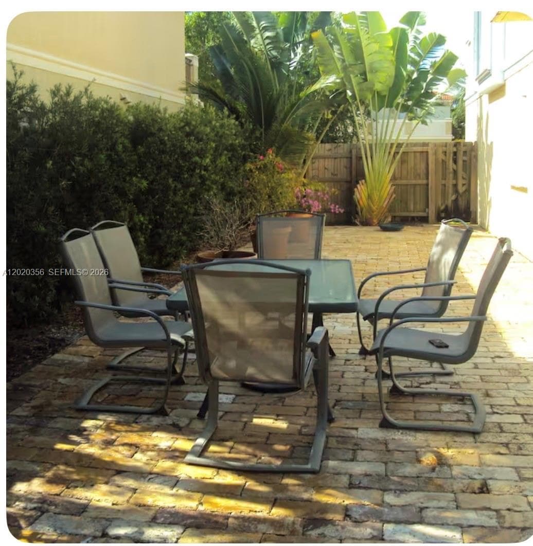 14475 SW 40th St, Miami, FL 33175 photo 3
