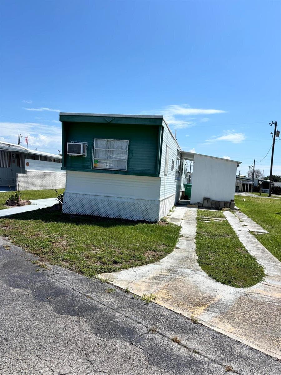 2023 St Lucie Boulevard # 125, Fort Pierce, FL 34946 photo 2