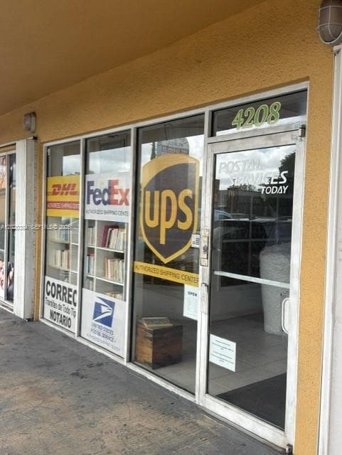 XXXX W 16th Ave, Hialeah, FL 33012 photo 2