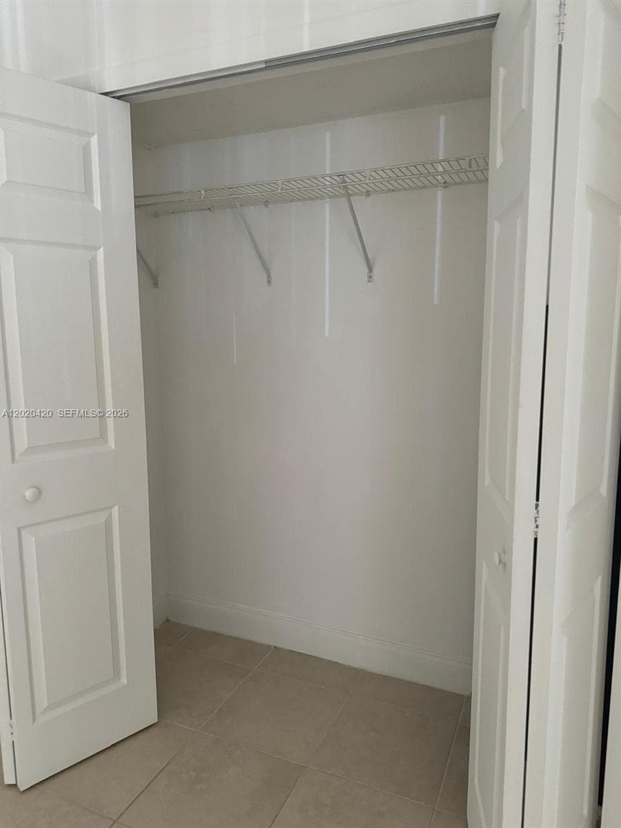 8275 SW 152nd Ave # D-302, Miami, FL 33193 photo 2