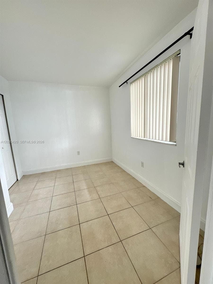 8275 SW 152nd Ave # D-302, Miami, FL 33193 photo 3