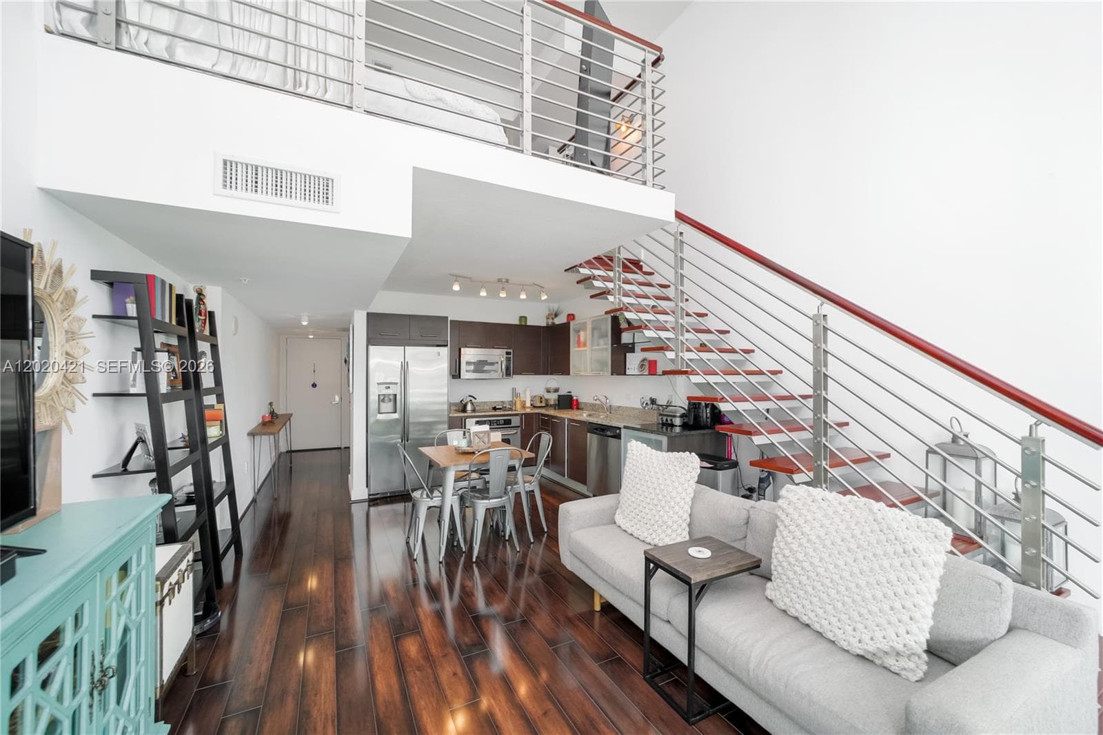 41 SE 5th St # 704, Miami, FL 33131