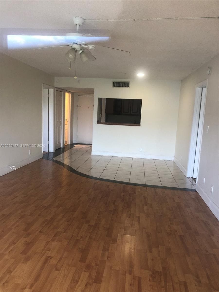 210 Lakeview Dr # 207, Weston, FL 33326 photo 4