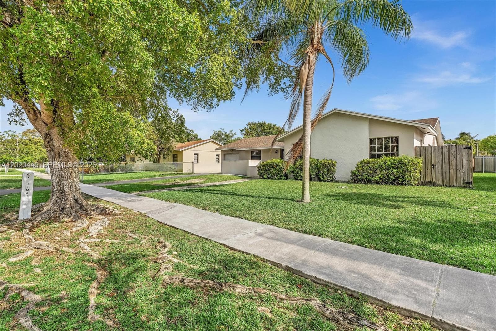 11061 SW 163rd St, Miami, FL 33157 photo 2