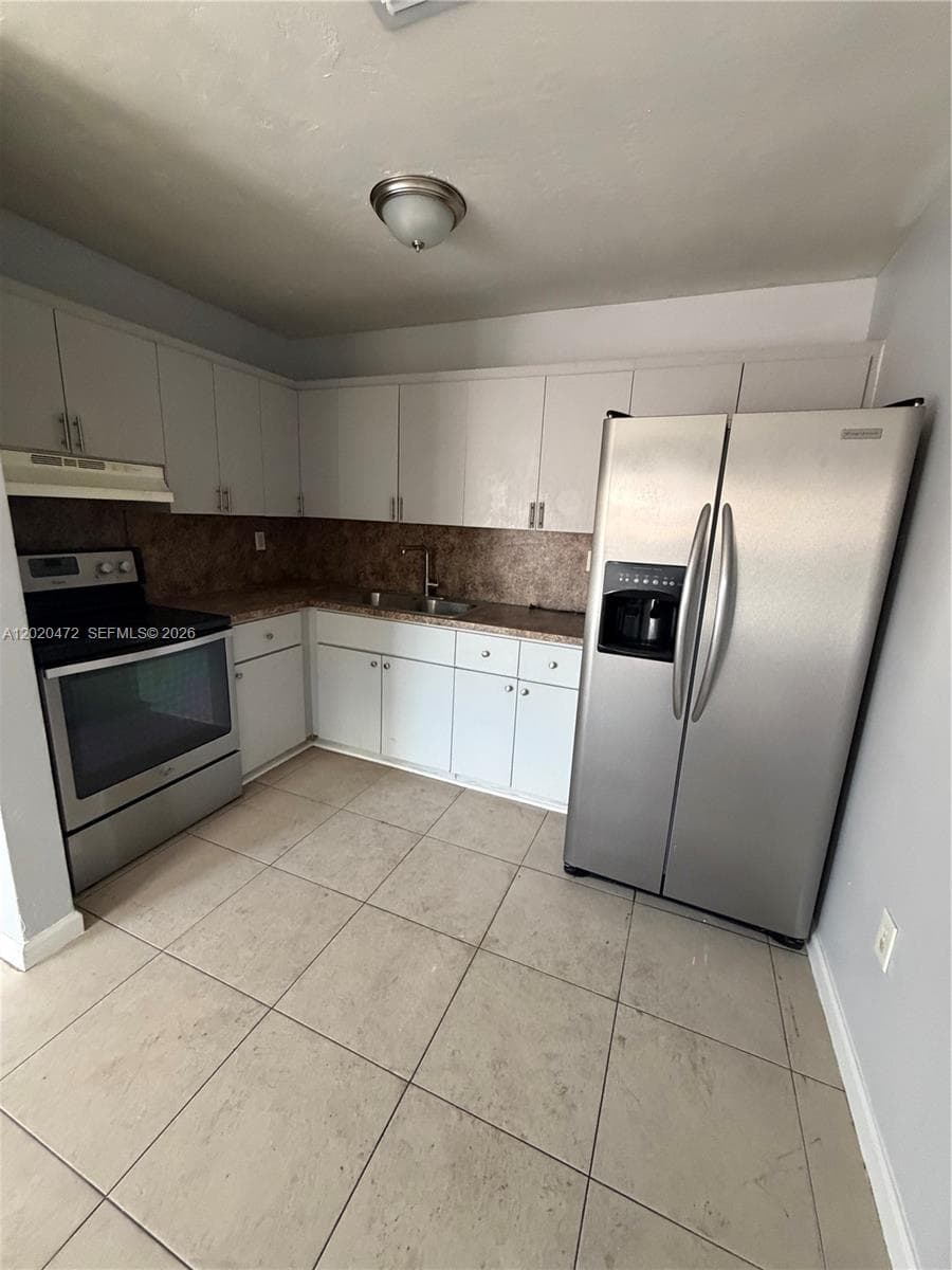 2924 NW 132nd Ter # 3, Opa-Locka, FL 33054 photo 4