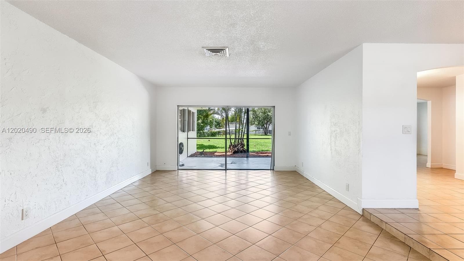 500 NW 96th Ter, Pembroke Pines, FL 33024 photo 2