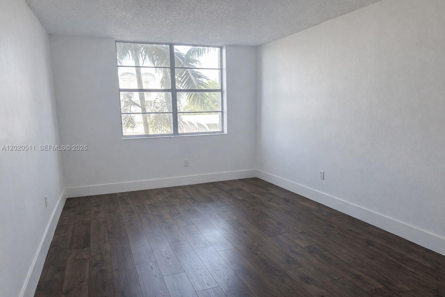 496 NW 165th # D-412, Miami, FL 33169 photo 2