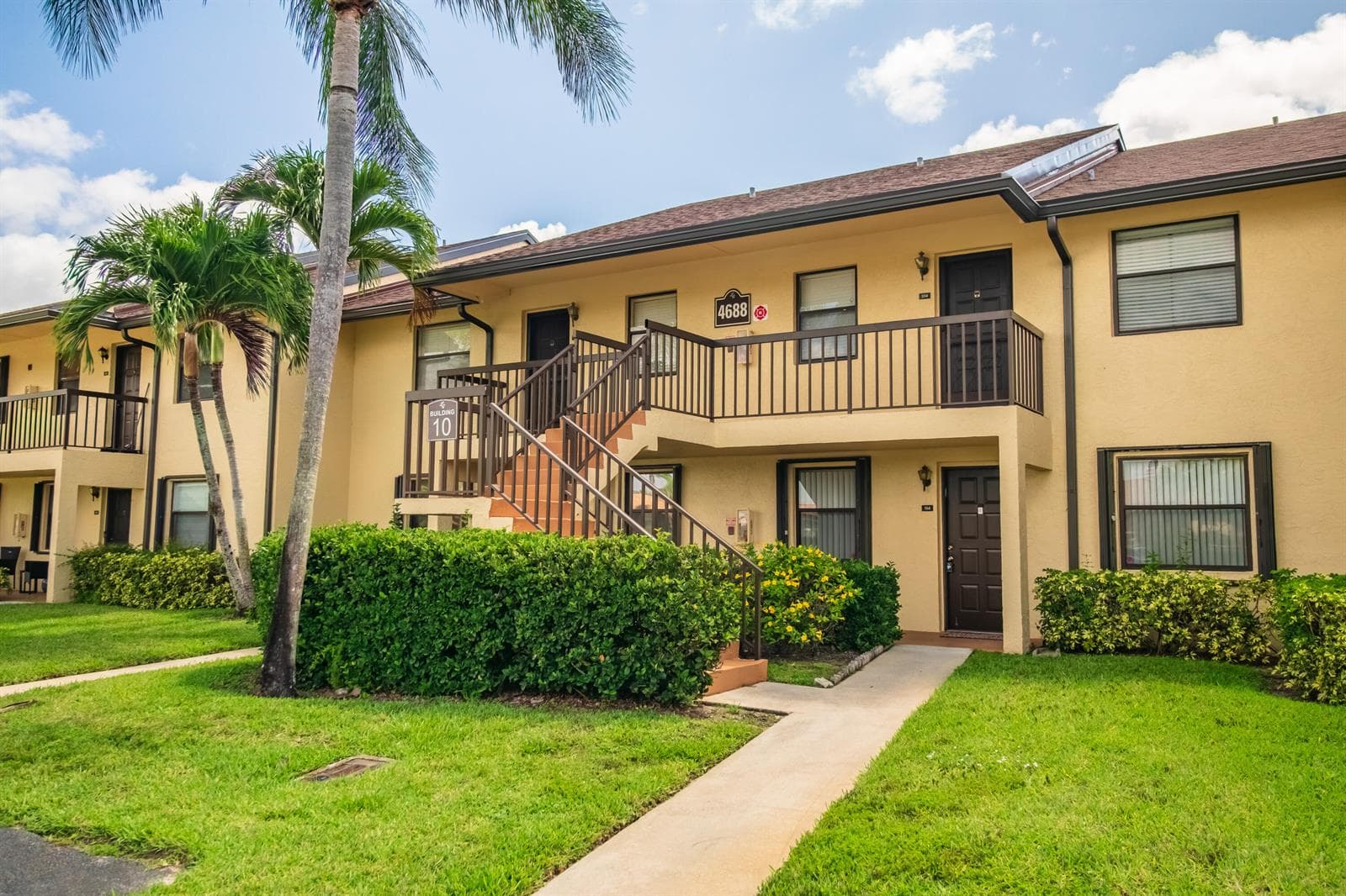 4688 Lucerne Lakes Blvd Boulevard E # 104, Lake Worth, FL 33467 photo 3