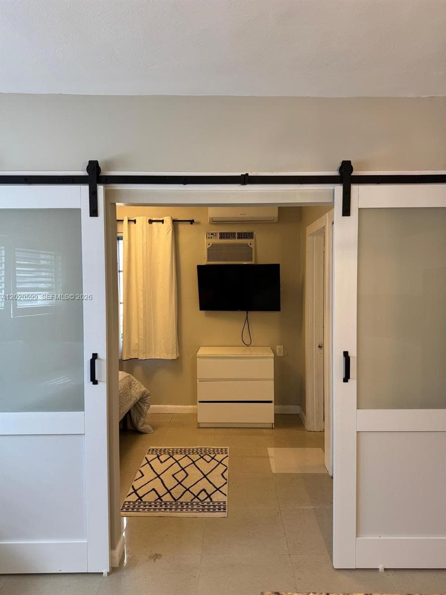 6767 Indian Creek Dr # 11, Miami Beach, FL 33141 photo 2