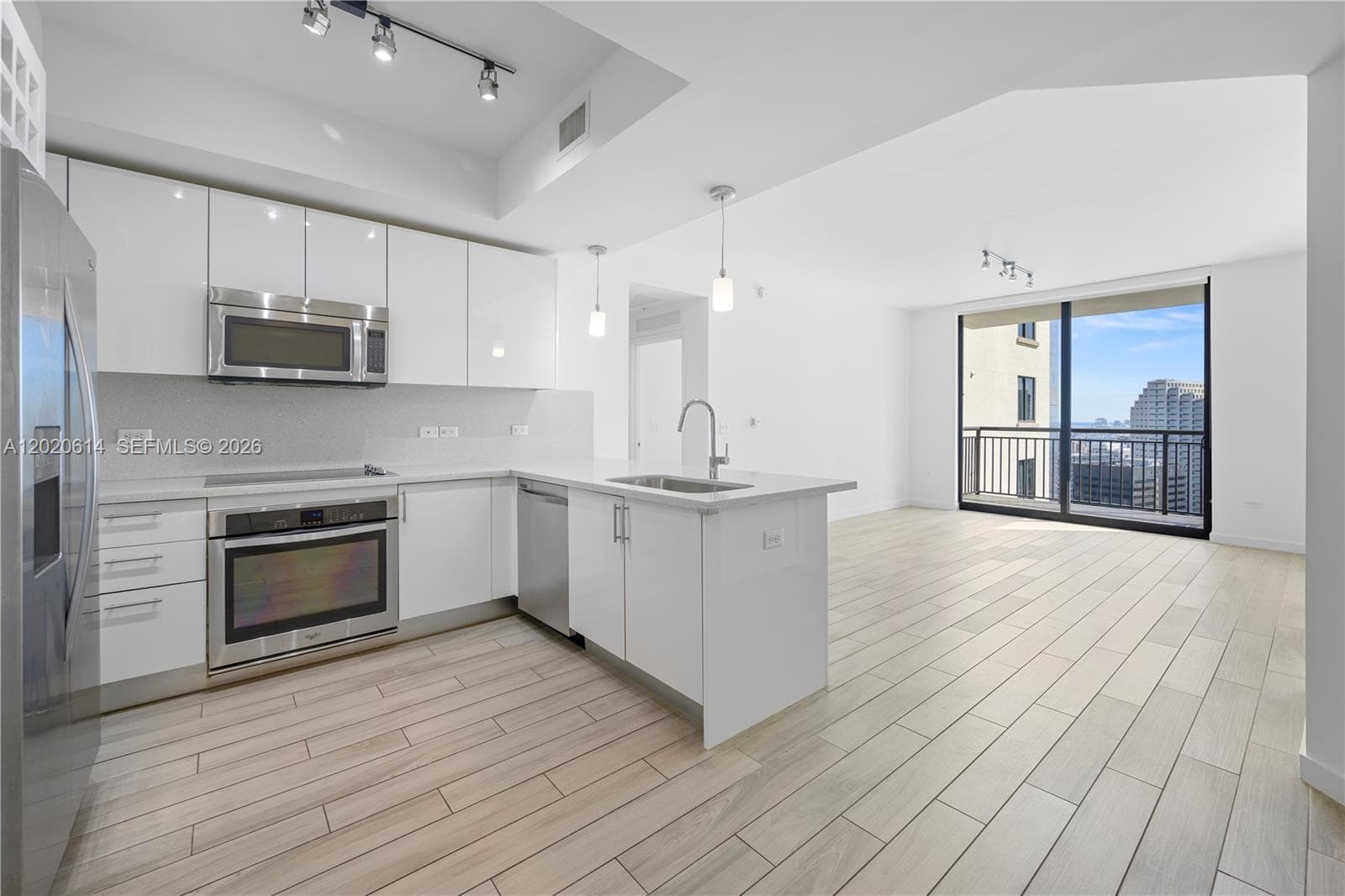 999 SW 1st Ave # 2911, Miami, FL 33130 photo 4