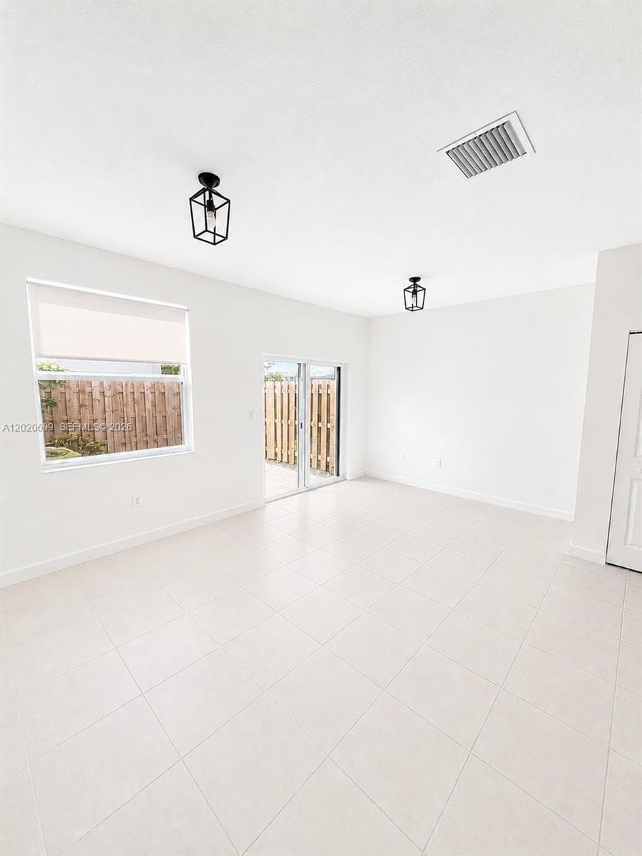 2840 SE 26th Ter, Homestead, FL 33035 photo 5