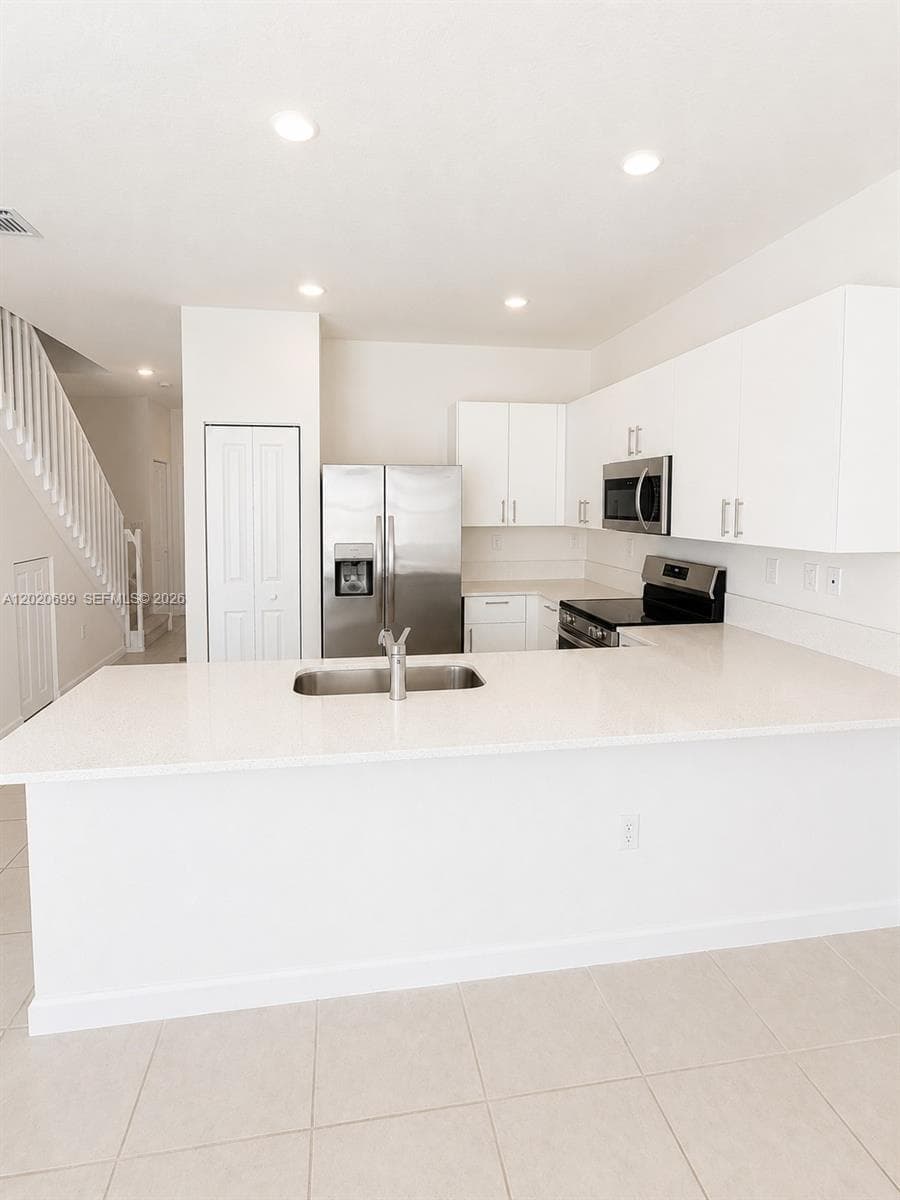 2840 SE 26th Ter, Homestead, FL 33035 photo 4