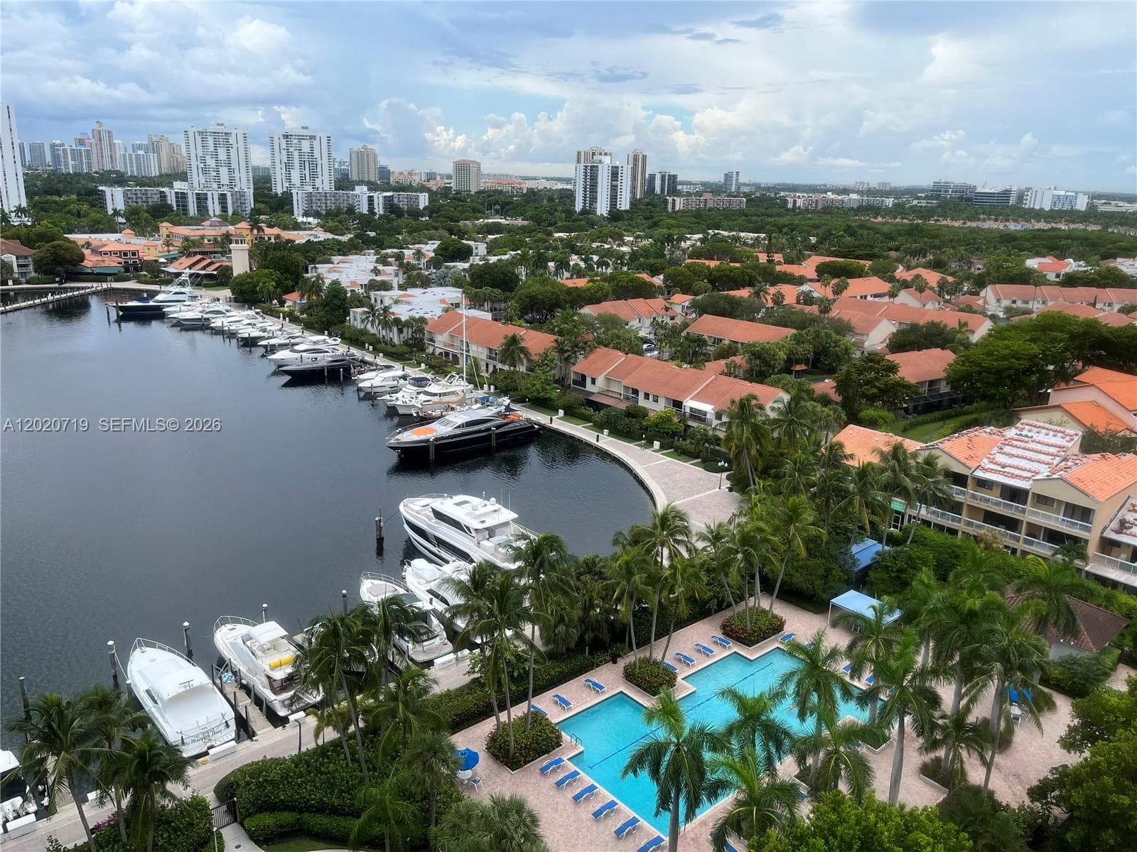 3610 Yacht Club Dr # 1511 Penthouse, Aventura, FL 33180